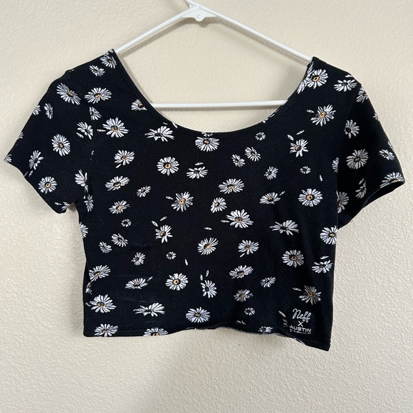 Neff X Austin Carlile cropped scoop neck daisy floral top Size: M - Picture 1 of 4